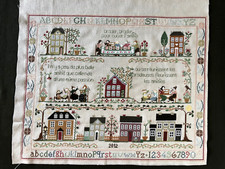 BRODERIE A POINTS COMPTES