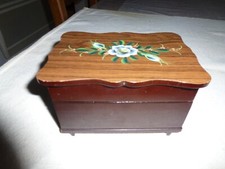 MAGNIFIQUE BOITE A BIJOUX