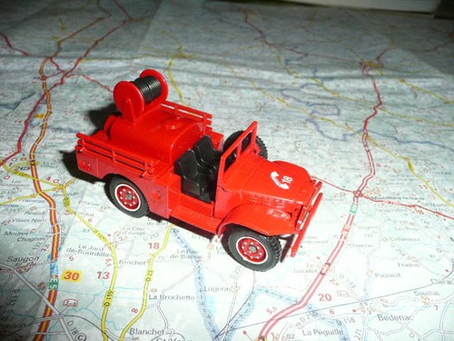 Dodge 4x4 avec dévidoir - wc,