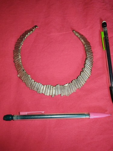 Collier torque bronze rigide