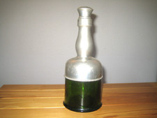 Carafe en verre et etain avec son bouchon. Année 60-70.  Fabrication française.