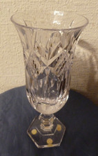 CRISTAL DE SÈVRES : VASE signé.