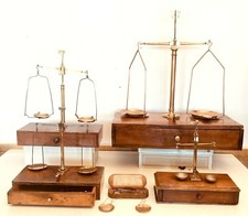 ensemble de balances de