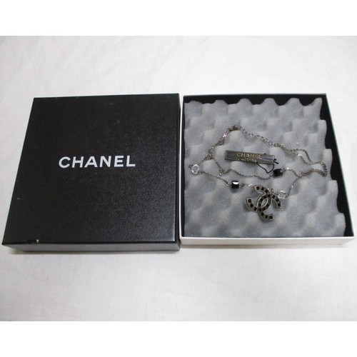 Authentique collier double