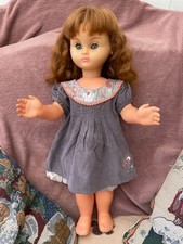 POUPEE NINA DE BELLA  LONGS CHEVEUX BLONDS VENITIENS AUX YEUX BLEUS DE 58 CM