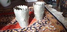 paire de petits vases d'étain