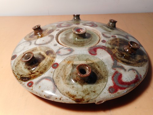 Pot plat couvert grès