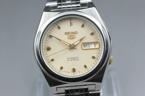 Vintage 1999 presque comme
