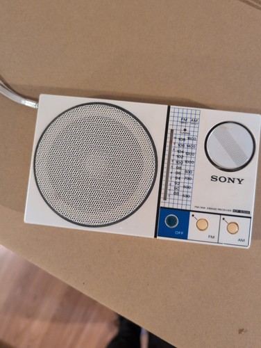 Vintage sony 2 band - sony,
