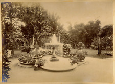Chine China HONG KONG Fontaine du jardin public Vintage albumen print c.1875/80