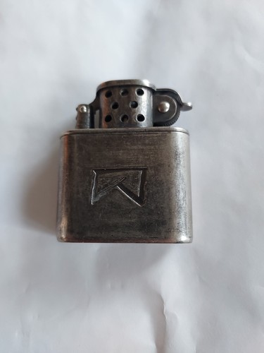 Ancien briquet essence - a,