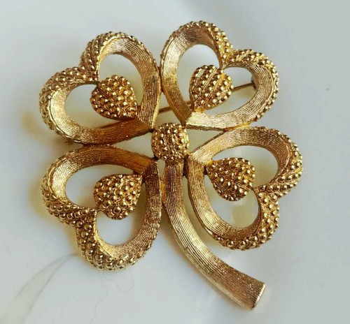 Christian dior vintage broche - christian,