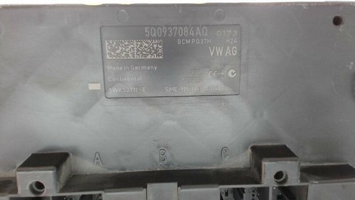 5q0937084aq boîtier bmw - 5q0937084aq,