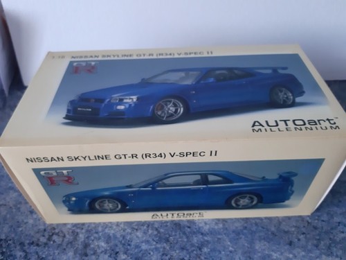 Autoart nissan gtr - 1/18,
