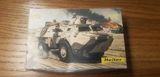 Miniature  maquette   1/72  Heller  : VAB  4X4 véhicule avant blindé militaire