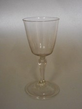 Rare verre a pied a jambe soufflé ancien.XVIII°.