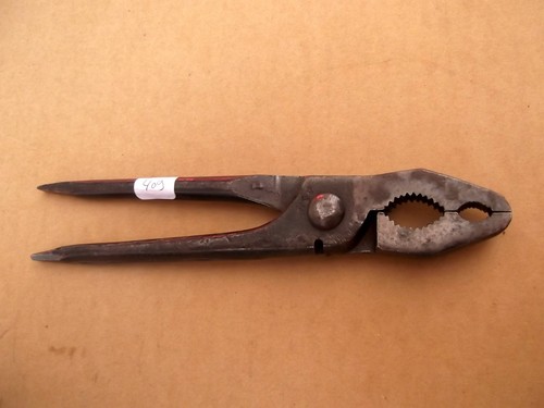Outil ancien clé - ,