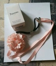 Bandeau   pour cheveux fleur rose parfum répétto  collector 