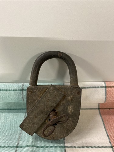 Ancien gros cadenas cle - gros,