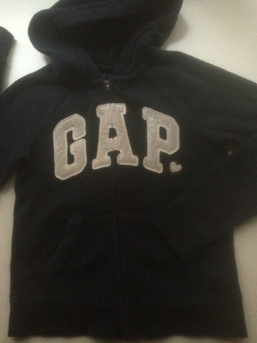 Sweat capuche bleu marine - à,