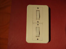 2 Interrupteurs Va et Vient avec habillage modèle Chambord Legrand réf: 87001