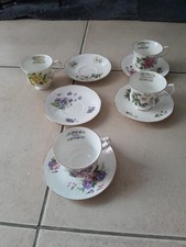 LIT DE 4 TASSES ELIZABETHAN-