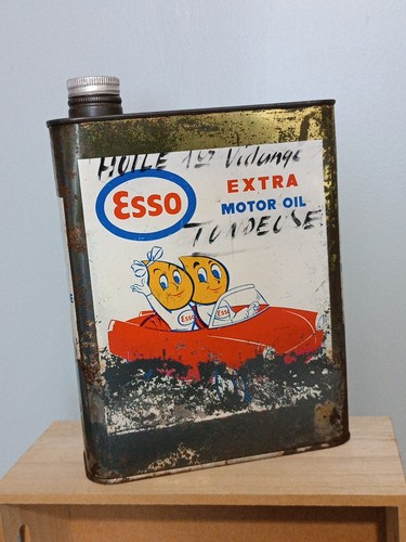 Ancien bidon huile - ancien, esso