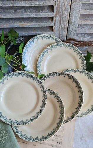 Anciennes assiettes plates - 6,