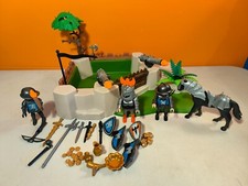 sympa Bastion des chevaliers 4014  Playmobil ( chateau   ) 1056
