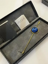 Broche bâton bijou cristal cabochon bleu cobalt Lalique Paris quasi neuve