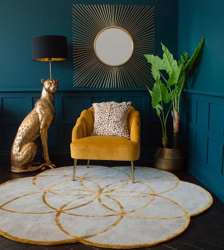 Tapis rond irrégulier
