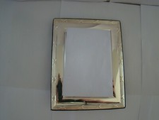 Cadre photo en argent repoussé, décor Louis XVI au ruban,  #1519#