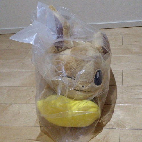 Peluche pokemon evoli eievui - pokemon,