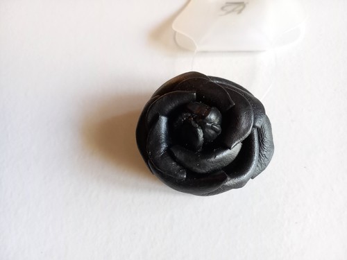 Atoll palme broche cuir - palme,