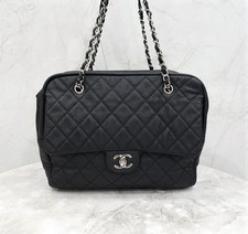 CHANEL Sac à chaîne jumbo en