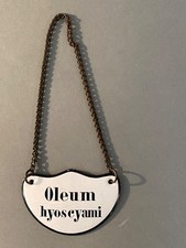 ANCIENNE PETITE PLAQUE