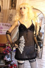 tres belle Nuisette noire en voile transparent garniture fourrure noire REF1319 