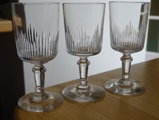 SAINT LOUIS 3 ANCIENS VERRES A