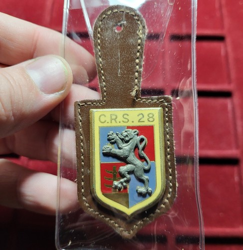 128 pucelle insigne - pucelle, /
