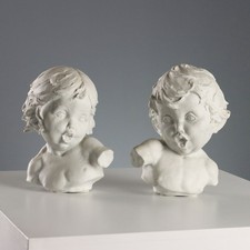 Bustes d'Enfants Anciens