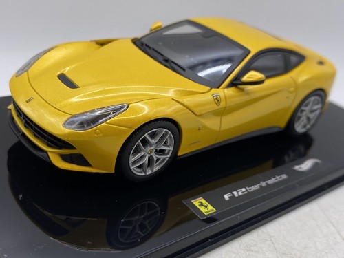 Hotwheels elite ferrari f12 - elite,