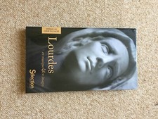 CD DVD MUSIQUE + LIVRE VOYAGE AU COEUR DU SACRE lourdes en musique images 