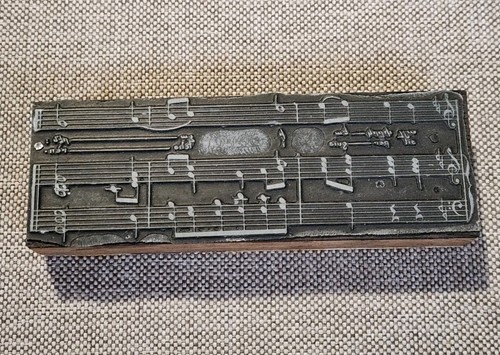Ancienne petite plaque - ancienne,