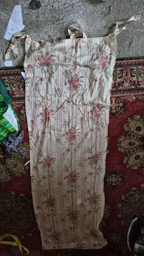 Ancien tissu fleuri vintage