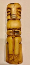 statuette royal africaine  en os de buffle de l'ethnie Bamoun du Cameroun - N°3