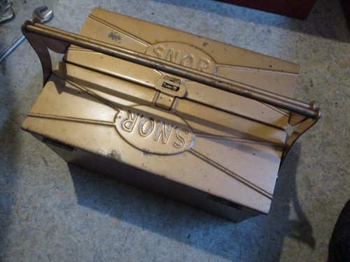 Petite caisse outils - petite, snor