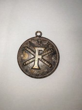Rare INSIGNE MARINE militaire