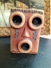 curieuse et belle céramique