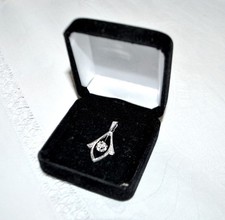 Pendentif ART DECO Collier Or blanc Tête d'aigle 750 et Diamant 1910-1920 1.7gr