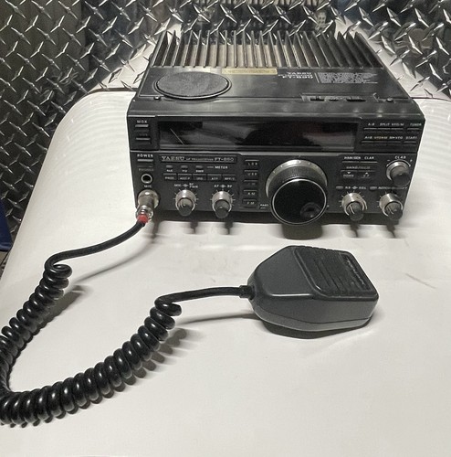 Yaesu ft890 compact - yaesu,